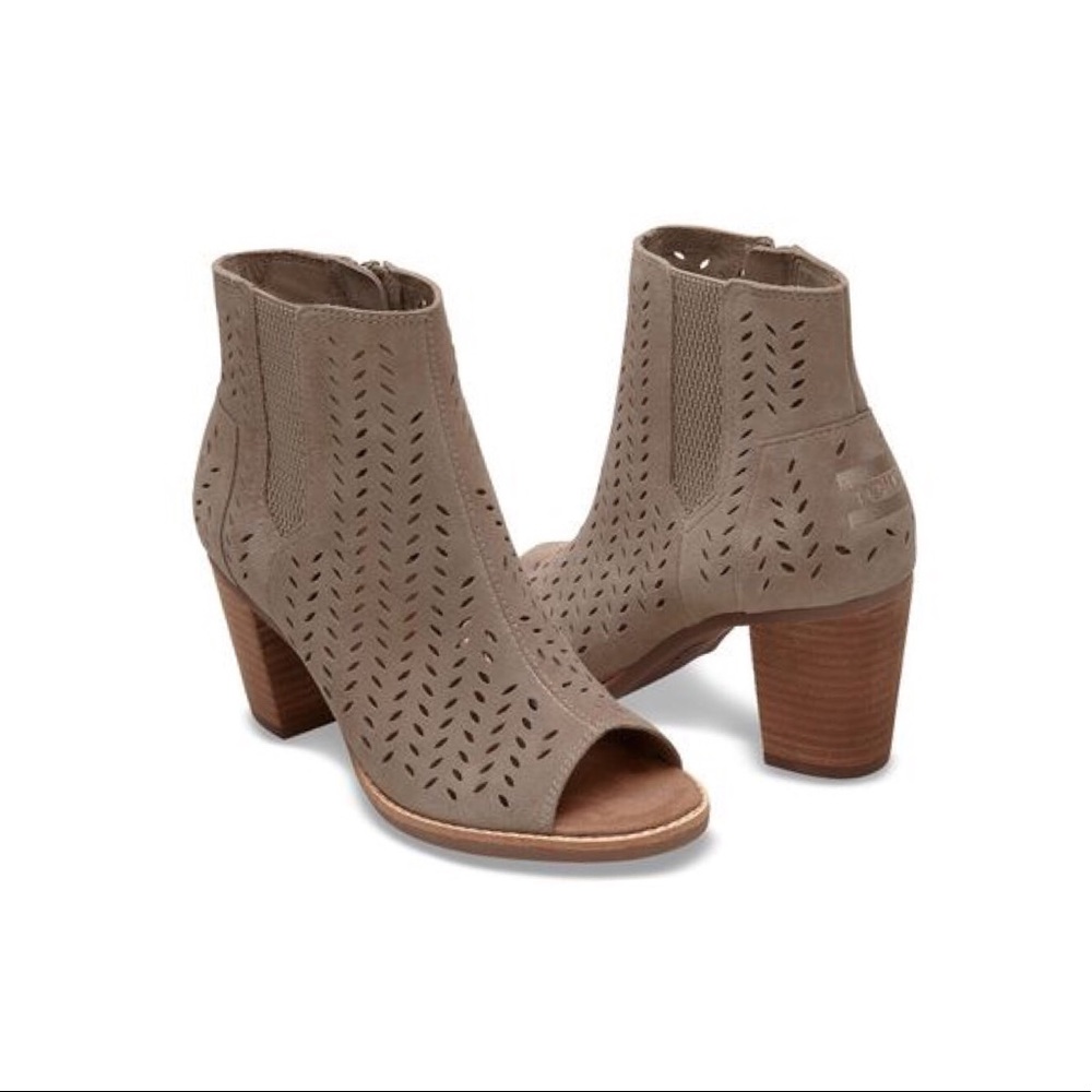 TOMS Majorca Peep Toe Booties (desert taupe) NEW